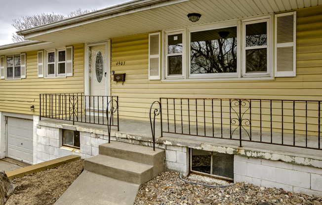 4903 N 62 ST