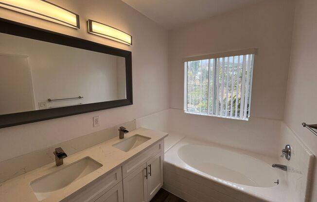 3 beds, 2 baths, 1,250 sqft, $3,898, Unit 302