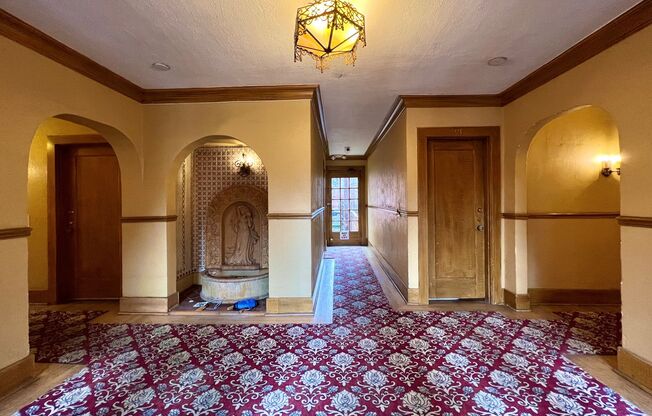 Santa Monica Apartments