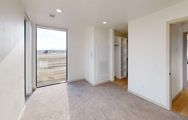 1 bed, 1 bath, 468 sqft, $745, Unit 2405-104