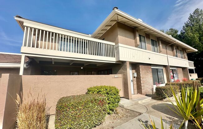 Stunning Upgraded Townhome in Rancho Bernardo!