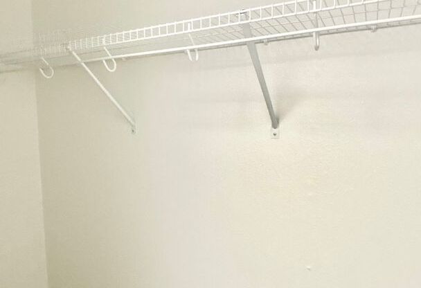 2 beds, 2 baths, 950 sqft, $1,675, Unit 302