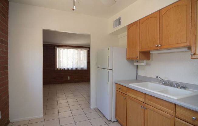 2 beds, 1 bath, $1,150