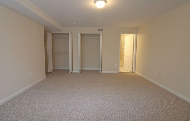 3 beds, 2 baths, 1,150 sqft, $3,800, Unit TA01
