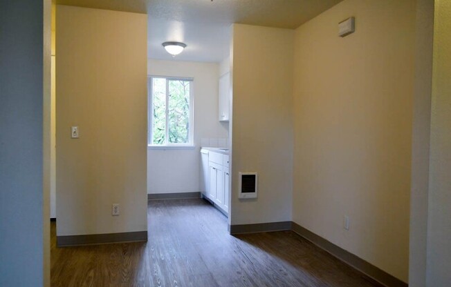 20125 SW TUALATIN VLY HWY