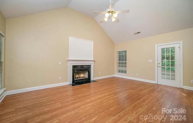 2920 RAINWATER CT