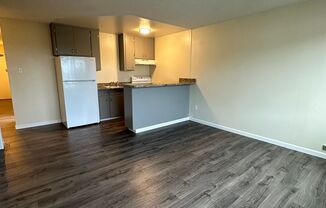 1 bed, 1 bath, $2,450, Unit #306