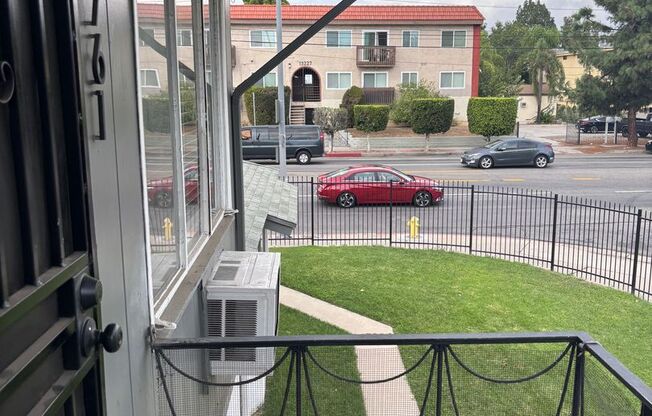 6761 Atoll Ave North Hollywood, CA 91606