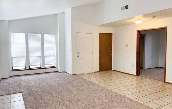 Charming 3 Bedroom 2 Bath Home in the Pocket Area