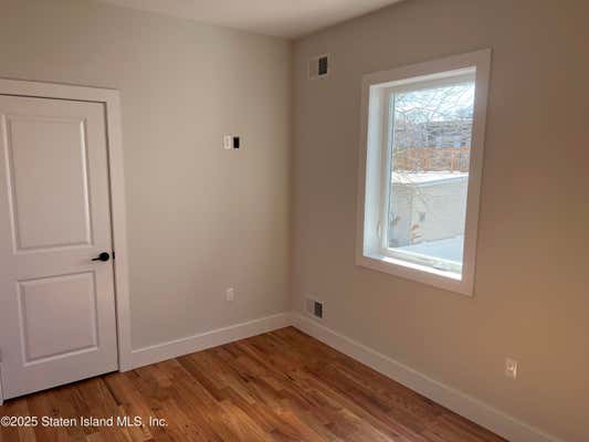 441 CLOVE RD