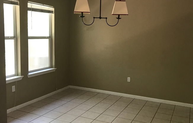 College Station - 3 Bedroom, 2.5 Bath Townhome in Gated complex at Canyon Creek