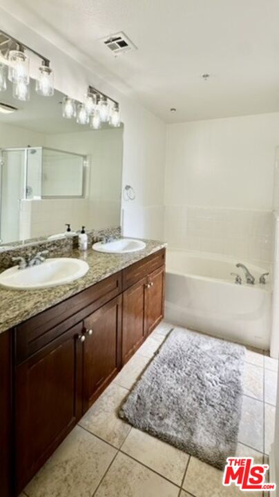 2 beds, 2 baths, 1,330 sqft, $3,975, Unit 436