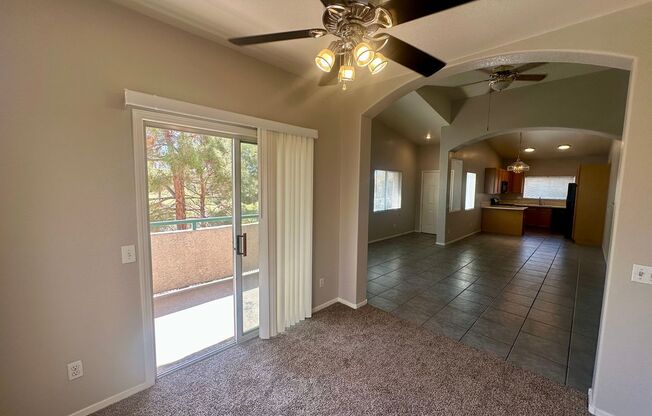 2 beds, 2 baths, $1,650, Unit UNIT 2011