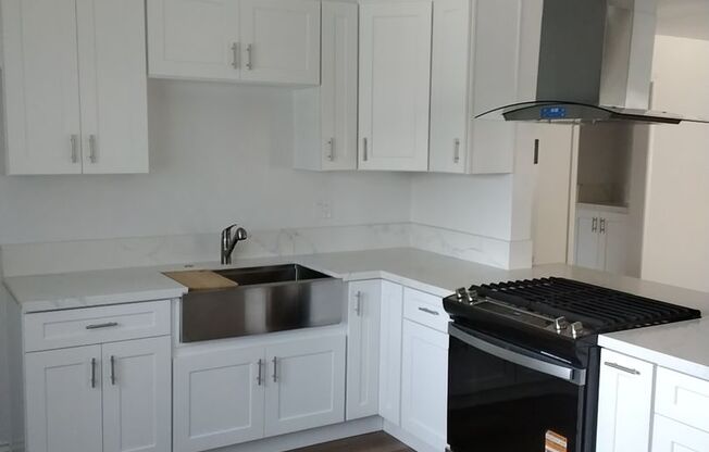Coach House Apartments