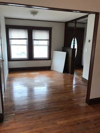 3 5 GOLDSMITH AVE