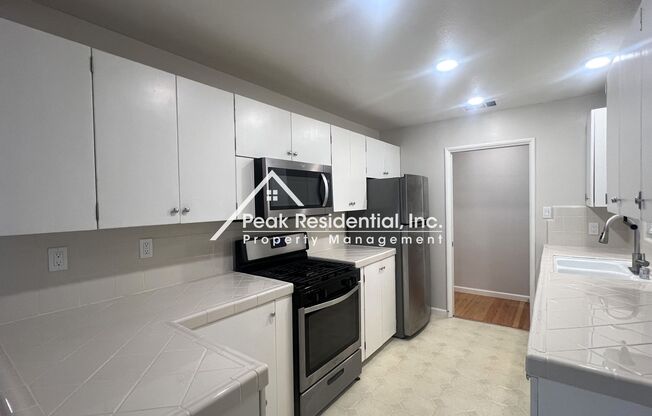 3 beds, 1 bath, $2,195