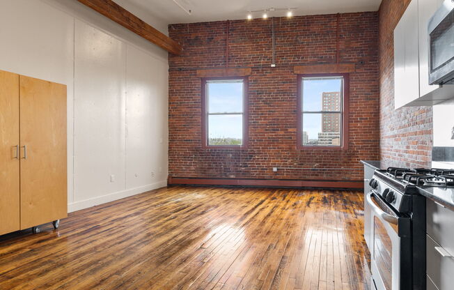 Studio, 1 bath, 550 sqft, $3,000, Unit W507