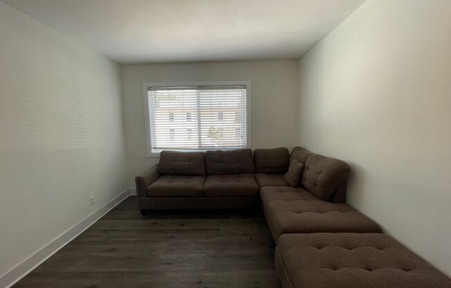 3 beds, 1 bath, $3,600