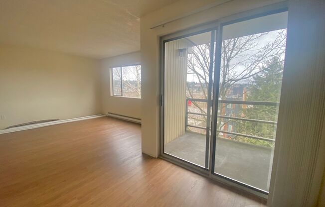 Crestwood Apartments