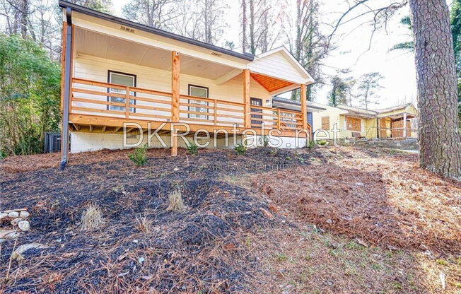 2230 BEECHER CIR SW
