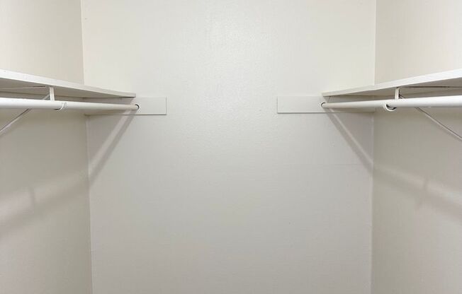 1 bed, 1 bath, 650 sqft, $1,289, Unit SUX-109