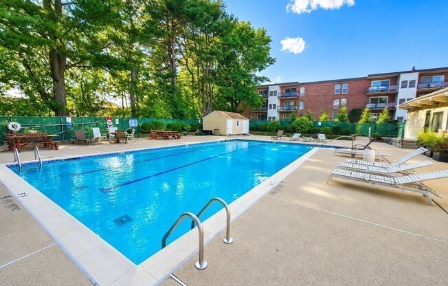 1 bed, 1 bath, 761 sqft, $2,600, Unit 16B