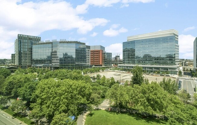 2 beds, 1.5 baths, 997 sqft, $3,950, Unit 719