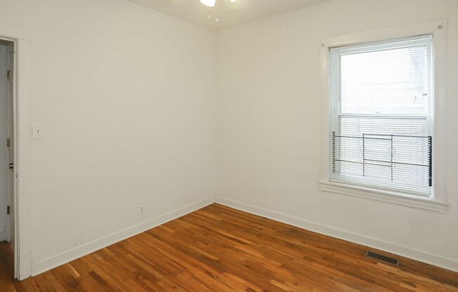1 bed, 1 bath, 645 sqft, $1,895, Unit 3529-1W
