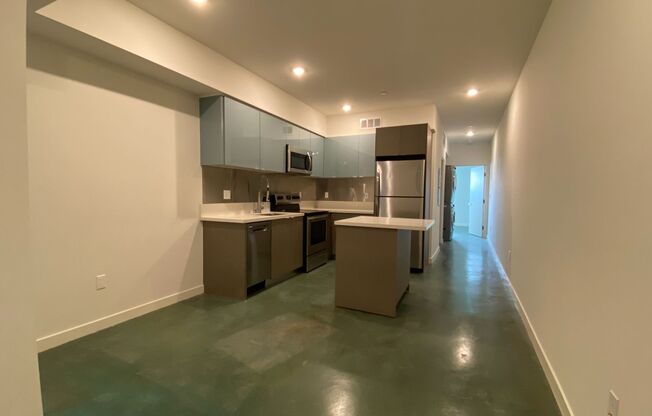 1 bed, 1 bath, 486 sqft, $1,945, Unit 305