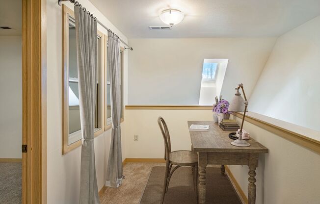 2 beds, 2 baths, 1,025 sqft, $1,490, Unit 602-313