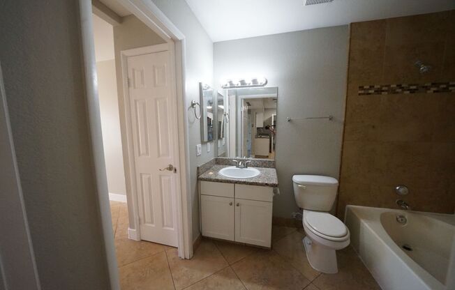 1 bed, 1 bath, $1,195, Unit Building 4