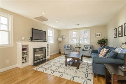 277 BUNKER HL ST