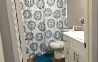 2 beds, 1.5 baths, 865 sqft, $2,640, Unit VP22
