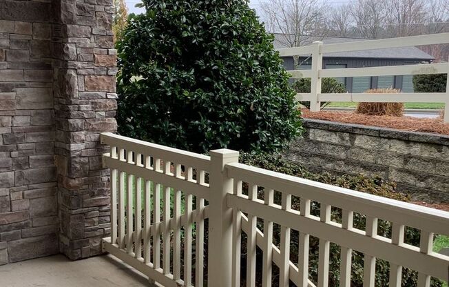 3 beds, 2.5 baths, 1,404 sqft, $5,940, Unit 1430-105