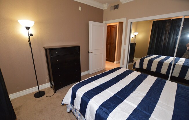 2 beds, 2 baths, $2,200, Unit # 137