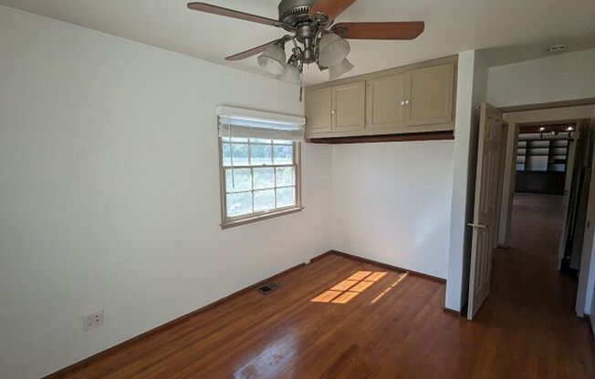 3 beds, 2 baths, $3,850