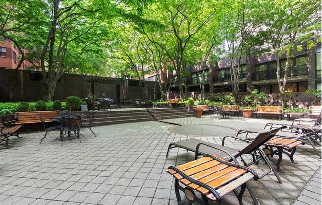 1 bed, 1 bath, 753 sqft, $4,500, Unit 15B