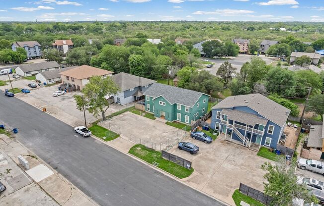 2615 Ektom Drive