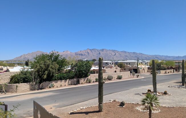 ** TWO (2) MONTHS FREE ** Junior Suite apartment home nestled in a secluded neighborhood with beautiful mountain views