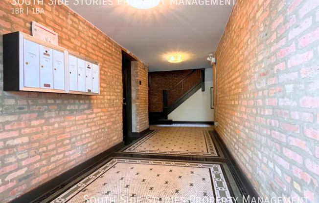 4356 S Prairie Ave 1