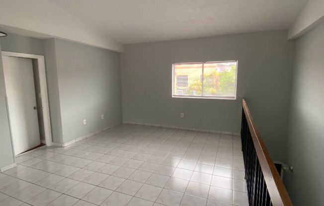 6370 W 27 CT