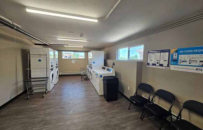 Studio, 1 bath, $699, Unit Unit 122