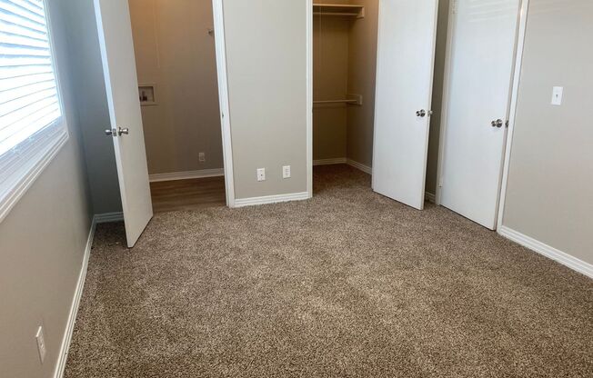 2 beds, 1 bath, 900 sqft, $825, Unit CXC06