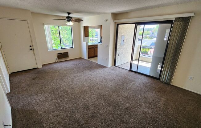 Mira Mesa Upstairs 1-Br + Covered Parking Space