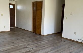 2 beds, 1 bath, $1,425