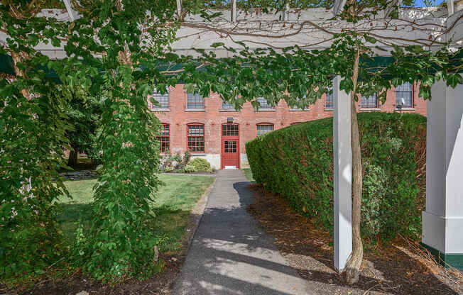 Shaded patio and courtyard | Bigelow Commons