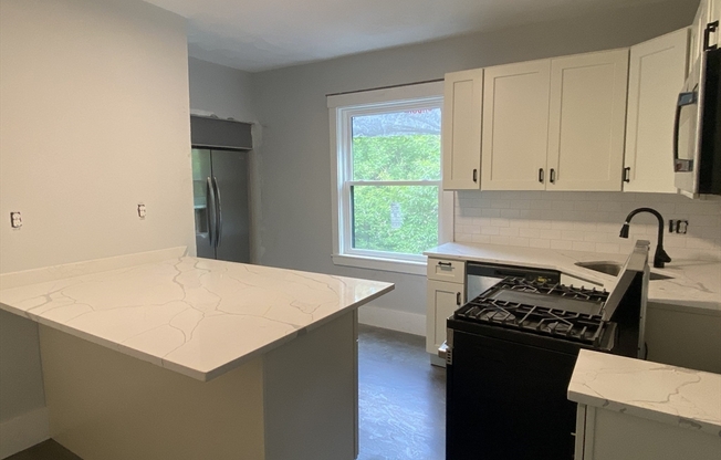120 MARGINAL ST
