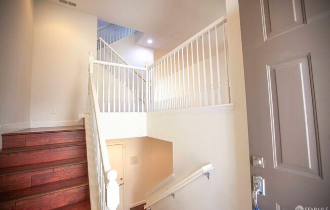 Beautiful updated 3-level, 3BR2.5BA and 2-car garage townhome!