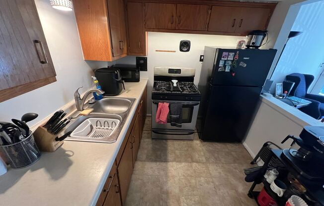 1 bed, 1 bath, 750 sqft, $795, Unit #80