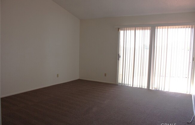 12168 MT VERNON AVE